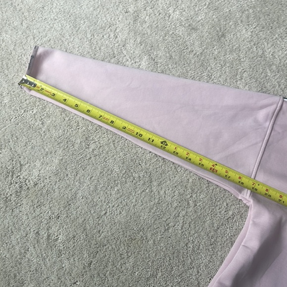 Champion Pullover - Picture 11 of 11